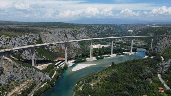 Počitelj Bridge - Avaz