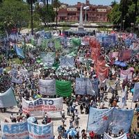 Argentina: Protest radnika protiv mjera predsjednika Haviera Mileija