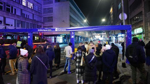 Obustavljen saobraćaj u Titovoj ulici - Avaz