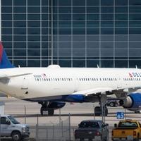 Poginuo na aerodromu, usisao ga motor aviona