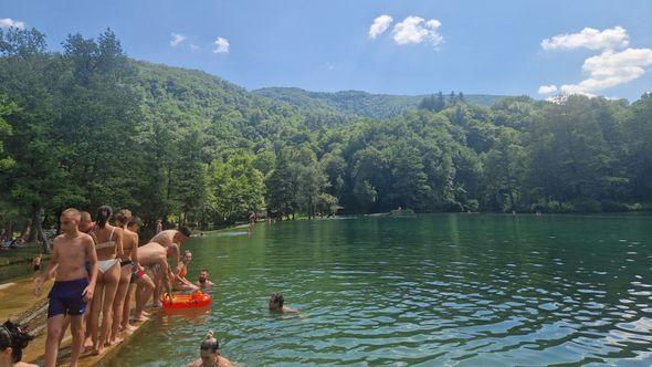 Kupalište "Brana" - Avaz