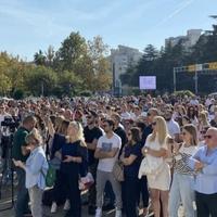 Veliki protesti roditelja u Crnoj Gori: Prijevremeno pušten dječak koji je izbo školskog druga