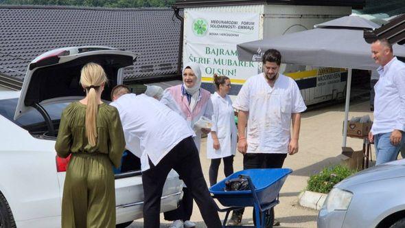 Prijem kurbana u Doboj Istoku - Avaz