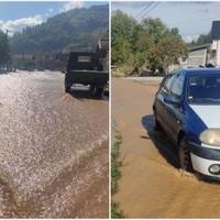 "Avaz" na licu mjesta: Mještani Fojnice i Kiseljaka čiste mulj i rasklanjaju drveća koje je bujica nanijela