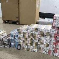 Državljanin BiH sakrio u poluprikolici 20.600 cigareta, kažnjen s 30.000 eura