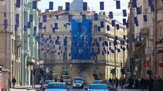 U iščekivanju "zelenog svjetla" iz Brisela Sarajevo ukrašeno zastavama EU