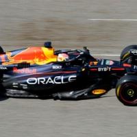 Red Bull prestavio novi bolid RB19