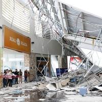 U urušavanju krova u tržnom centru poginulo osam, povrijeđeno 80 ljudi