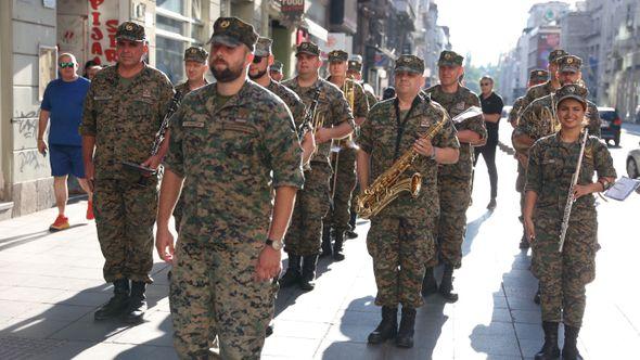 Defile Orkestra Oružanih snaga BiH - Avaz