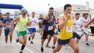 Održan 9. po redu vertikalni maraton "Avaz Tower Running": Tea Faber i Ivan Vuletić osvojili prva mjesta