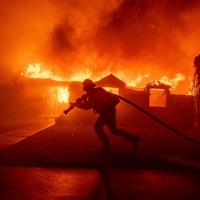 Najmanje dvije osobe poginule u požarima u blizini Los Anđelesa