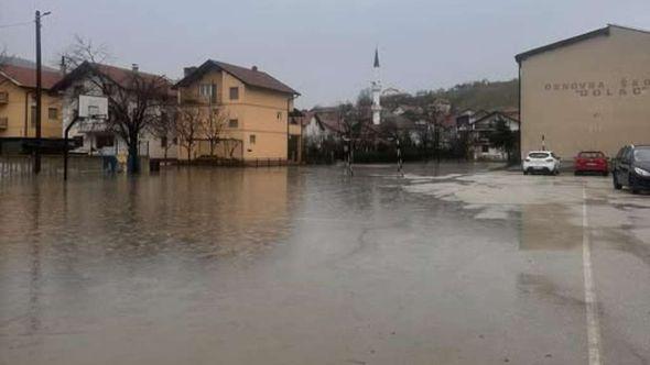 Nevrijeme u Travniku - Avaz