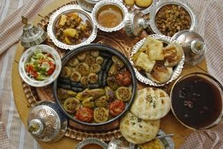 Iftar uz "Avaz": Ilahija "Dosta mi je Allah moj" u izvedbi Aziza Alilija