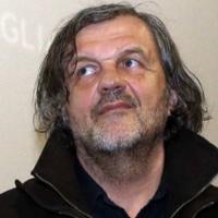 Kusturica hitno primljen u bolnicu, oglasio se iz postelje: Jauknuo sam od bola