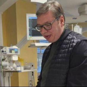 Vučić posjetio Jasminu Obradović koja je hospitalizirana nakon haosa u Skupštini Srbije