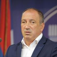 Crnadak: Da li je slučajnost ili igra sudbine da je nova posebna sjednica NSRS na Dan SNSD prevara i obmana