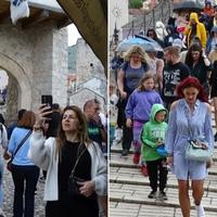 U Hercegovini se pitaju je li iko ostao u Bosni, ni kiša nije otjerala turiste sa Starog mosta