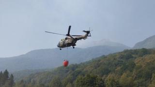 Novi požar u blizini Tjentišta, gori i u Hercegovini: Gasit će ih helikopteri