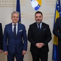 Ministri Košarac, Minić i Hrnjić razgovarali sa Satlerom