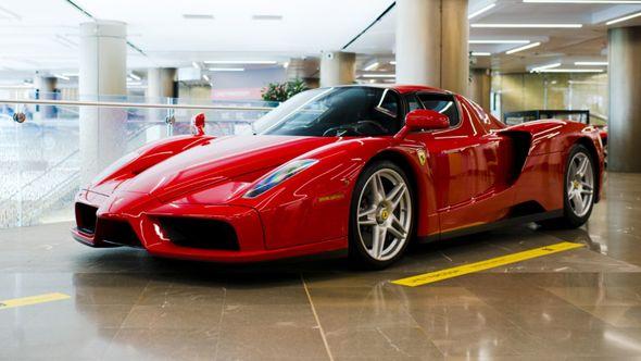 Ferrari Enzo - Avaz