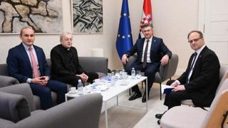 Mons. Franjo Topić i Plenković se sastali: Važno izgraditi još bolje odnose BiH i Hrvatske