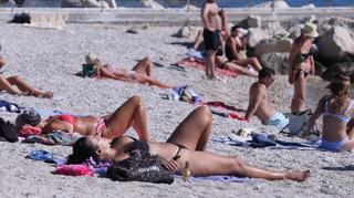 "Nije me ni dotaknuo, ali zbog njega imam noćne more!": Žena ogorčena zbog ponašanja perverznjaka na plaži u Dubrovniku