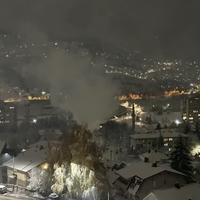 Policija se oglasila o sinoćnjem požaru u centru Sarajeva