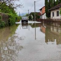 Voda se polako povlači, već vidljiva razmjera šteta u USK