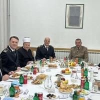 Bećirović, Stojanović, Lendo i Novalić iftarili zajedno 