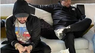 Eminem i dalje koristi ovaj legendarni telefon: "Pametno"