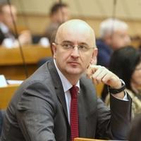 Mazalica: "Nećemo prihvatiti presudu Dodiku i Lukiću, Dodik će se naredne godine opet kandidirati za predsjednika RS"