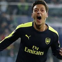 Ozil podržao zakletog neprijatelja: Ako pobijede, obećavam da ih neću više nikad ismijavati!