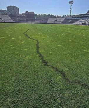 Ovako izgleda travnjak stadiona JNA - Avaz