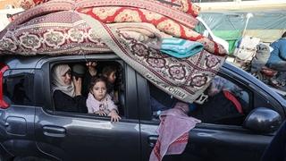 S humanitarnom pauzom u Pojasu Gaze, raseljeni Palestinci krenuli da vide svoje kuće