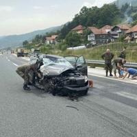 Pripadnici OS BiH brzom reakcijom učestvovali u spašavanju nastradalih u saobraćajnoj nesreći kod Kaknja