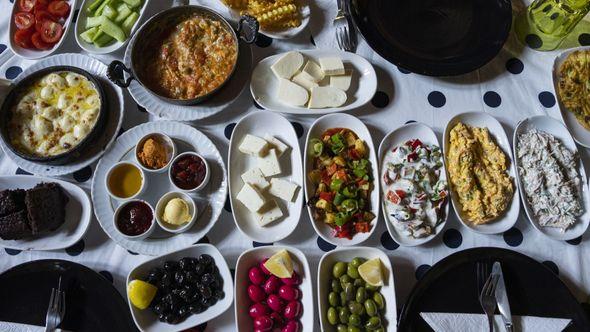 Tradicionalni turski doručak - Avaz