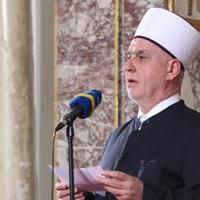 Reisul-ulema: U ovoj blagoslovljenoj noći pozivam da se vratimo Pravom putu