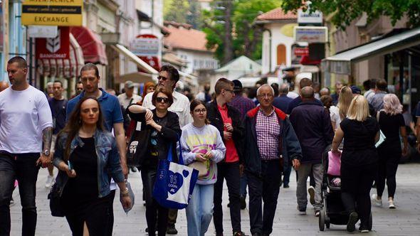 oblačno sarajevo  - Avaz