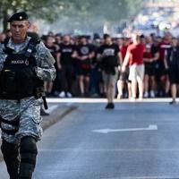 Foto + video / Pogledajte korteo navijača Sarajeva: Horde zla se s pjesmom zaputile prema Grbavici