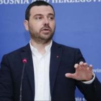 Magazinović: Dodikovo verbalno prekopavanje kostiju svirepo ubijenih ljudi je prešlo sve granice