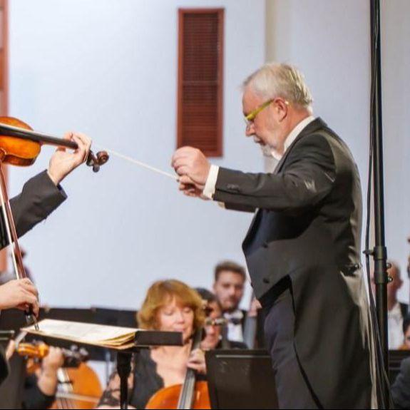 Pedeseto izdanje “Craiova Muzicala“ festivala: Emir Nuhanović i Stefan Milenković digli publiku na noge