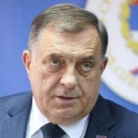 Dodik o ženama koje su istakle zastavu s ljiljanima: "Vama u Banjoj Luci nema mjesta"