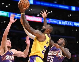 Lebron Džejms prvi igrač koji je prešao brojku od 39.000 poena u NBA ligi