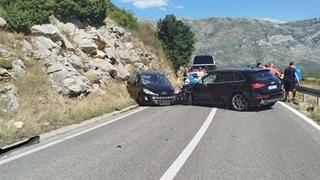 Teška saobraćajna nesreća kod Trebinja, ima povrijeđenih