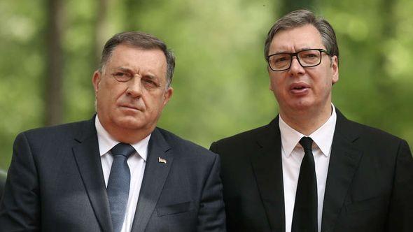 Milorad Dodik i Aleksandar Vučić - Avaz