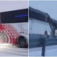 Zastrašujući snimak sudara dva autobusa u Turskoj: Dvije osobe poginule