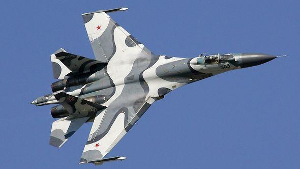 Avion Su-27 - Avaz