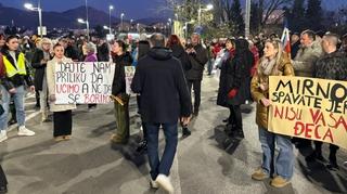 U Podgorici održani protesti, građani traže ostavke dvoje ministara: "Masira li ta fotelja"