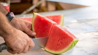 Evo kako se pravilno čuva lubenica, nikako u frižideru