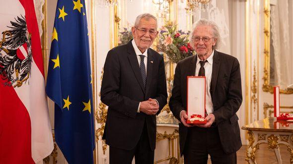 Petar Handke odlikovan medaljom časti - Avaz